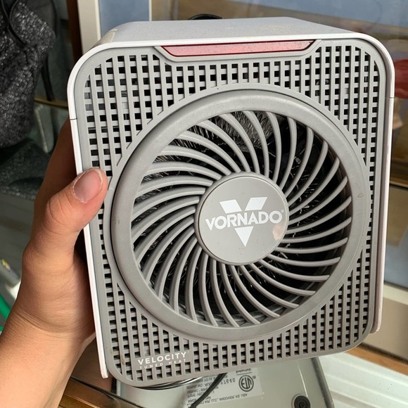 vornado | Other | Velocity R 75watt 2559 Btu Personal Electric Space Heater  With 2 Heat | Poshmark